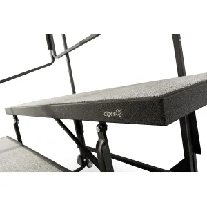 Alges Choral Riser, 4th Step