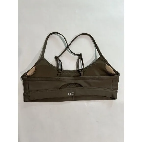 ALO Yoga Airlift Intrigue Bra in Olive Tree