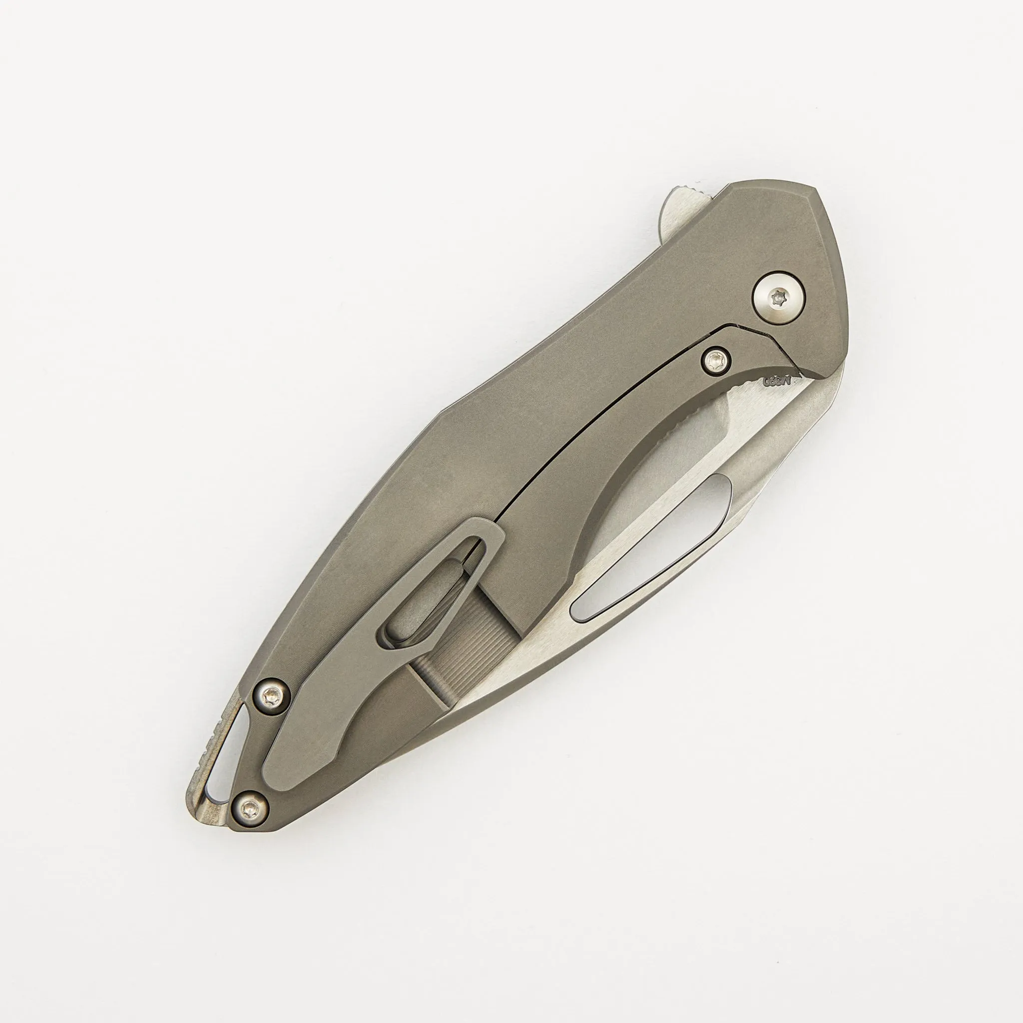 Arius - Smooth Titanium Handle - Silver Hardware - Burnished W/ Polished Flats M390 Blade