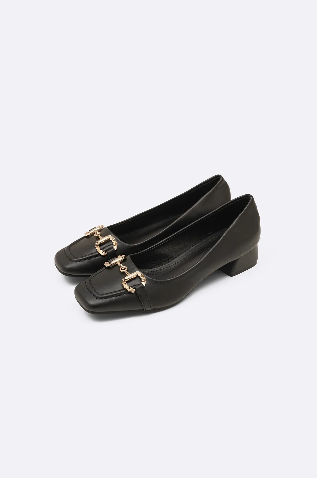 BUCKLED BLOCK HEELS