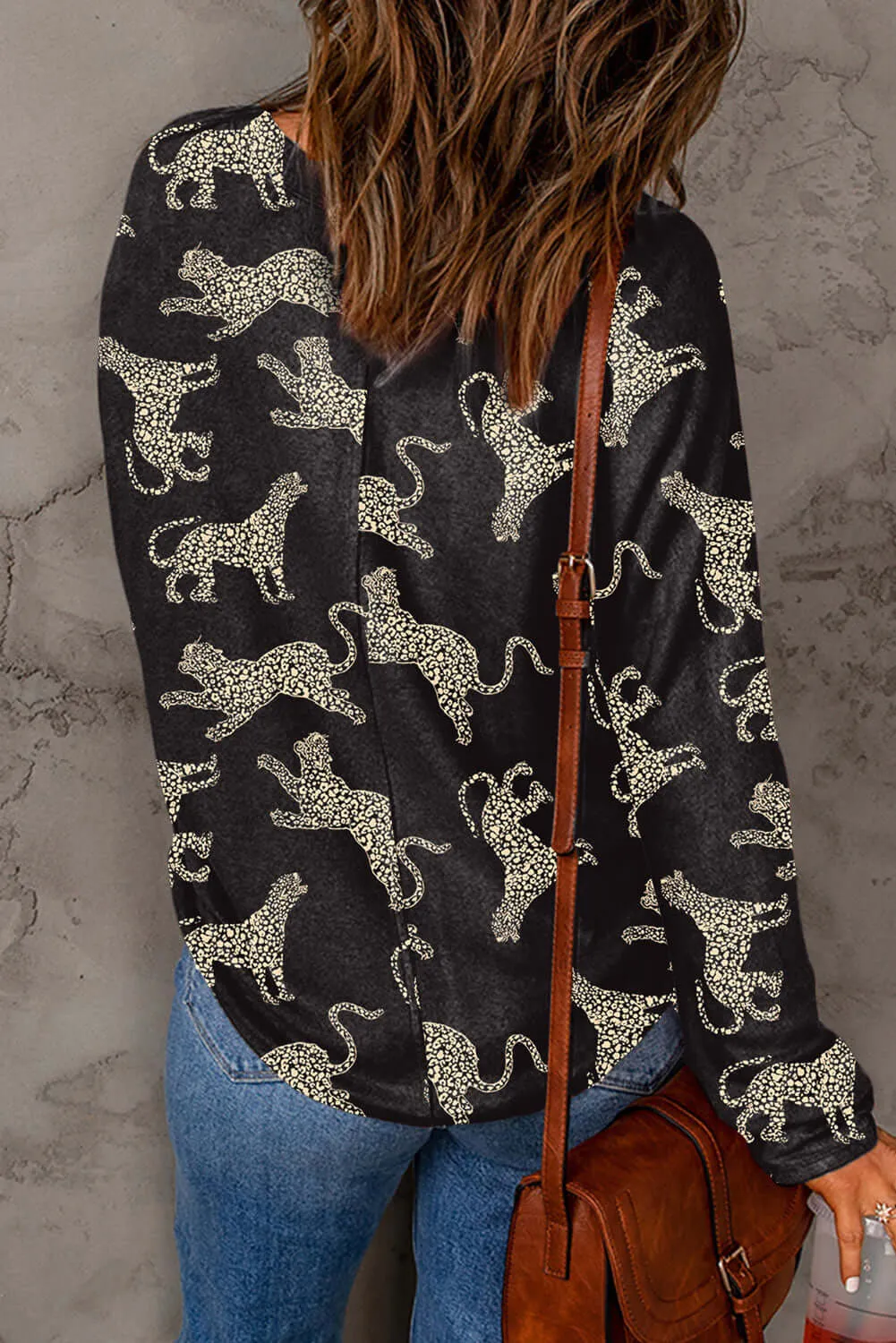 CANT BE TAMED TOP