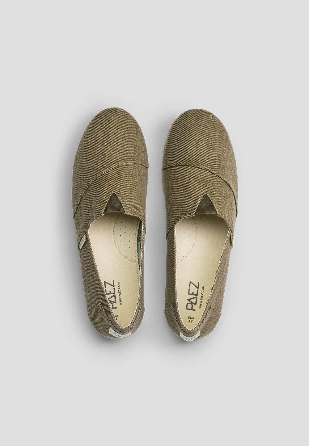 ESSENTIAL KHAKI