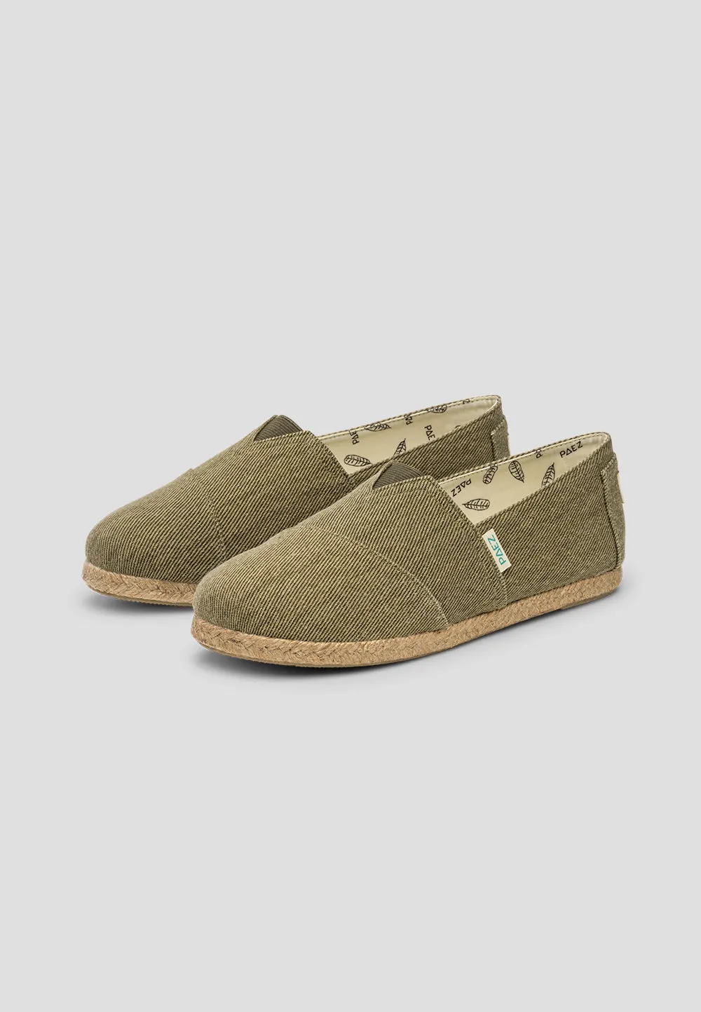 ESSENTIAL KHAKI