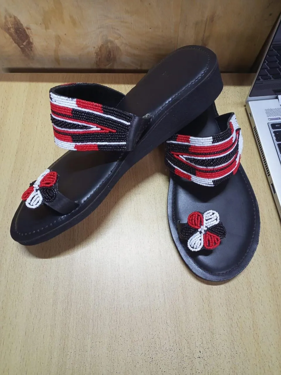 Handmade African Beaded Sandals/Authentic Maasai-Style Leather Flip-Flops Women/Boho Beach Sandals/Comfortable Summer Sandal African Gifts