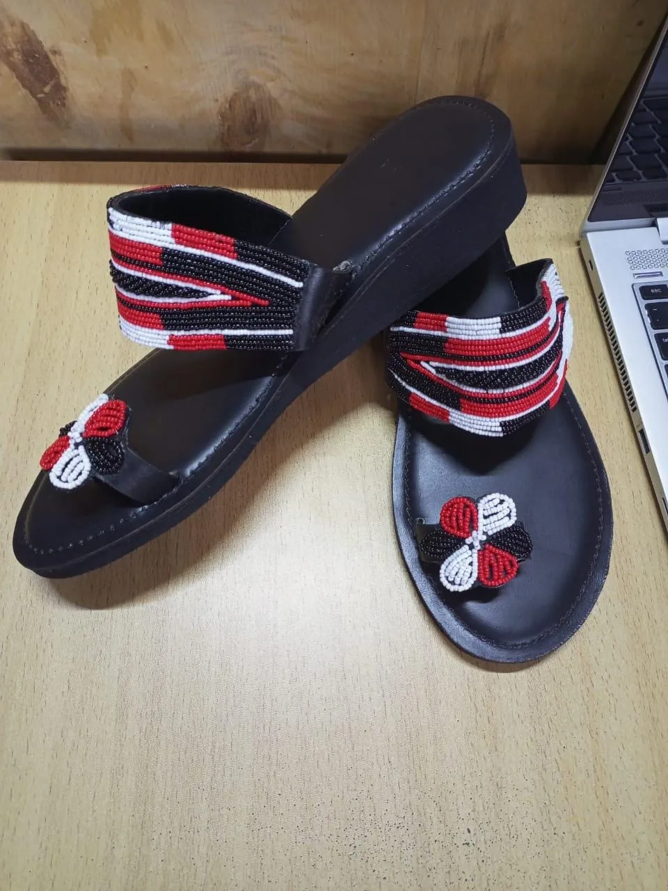 Handmade African Beaded Sandals/Authentic Maasai-Style Leather Flip-Flops Women/Boho Beach Sandals/Comfortable Summer Sandal African Gifts