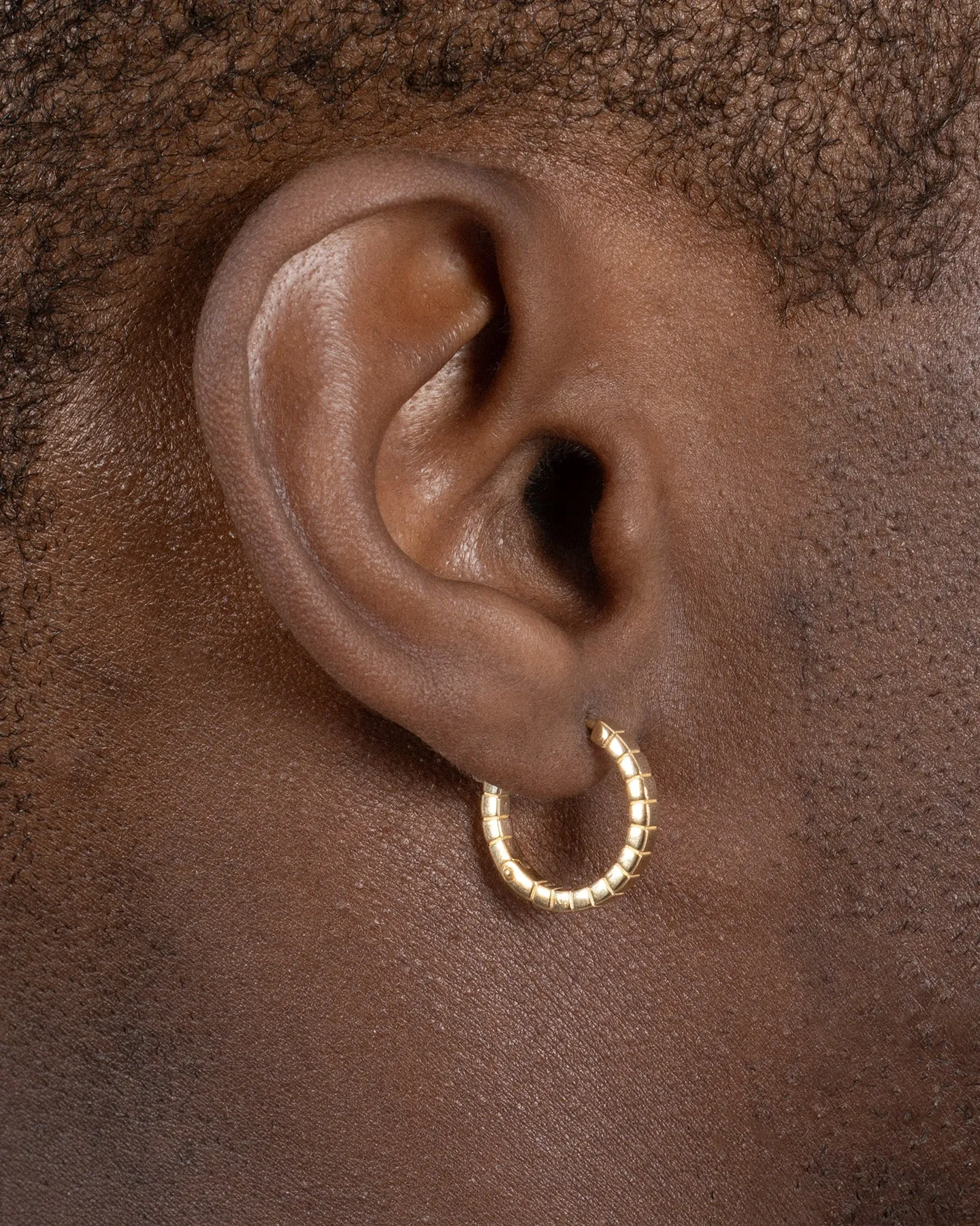MEDIUM SIGNORE HOOPS