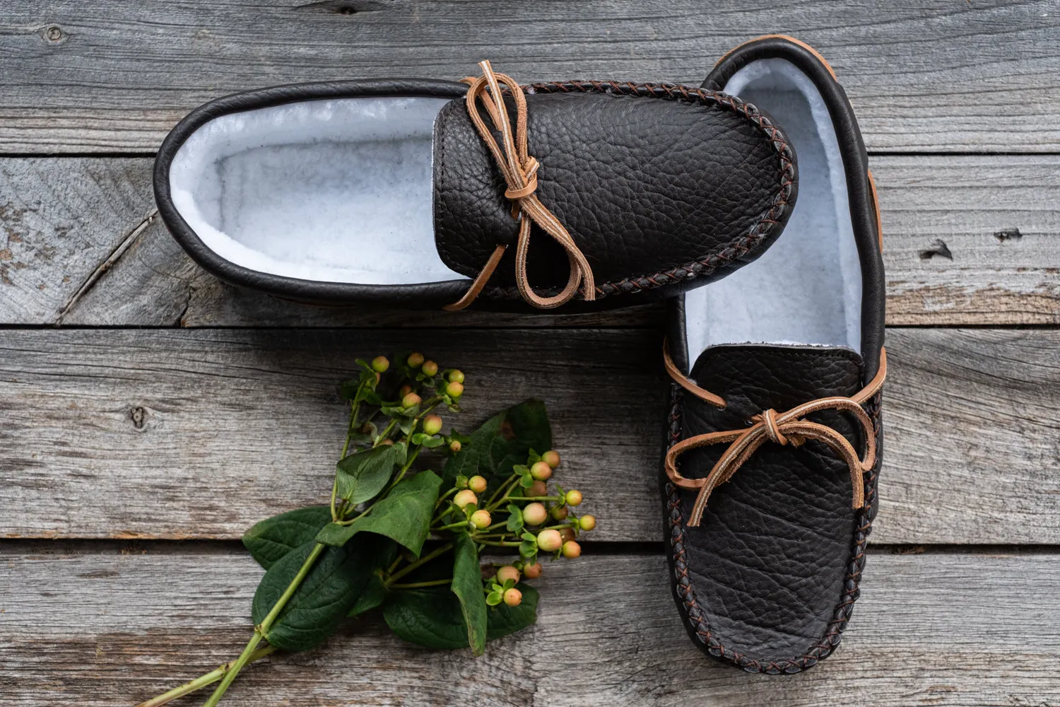 Men's Lined Moccasin Slippers