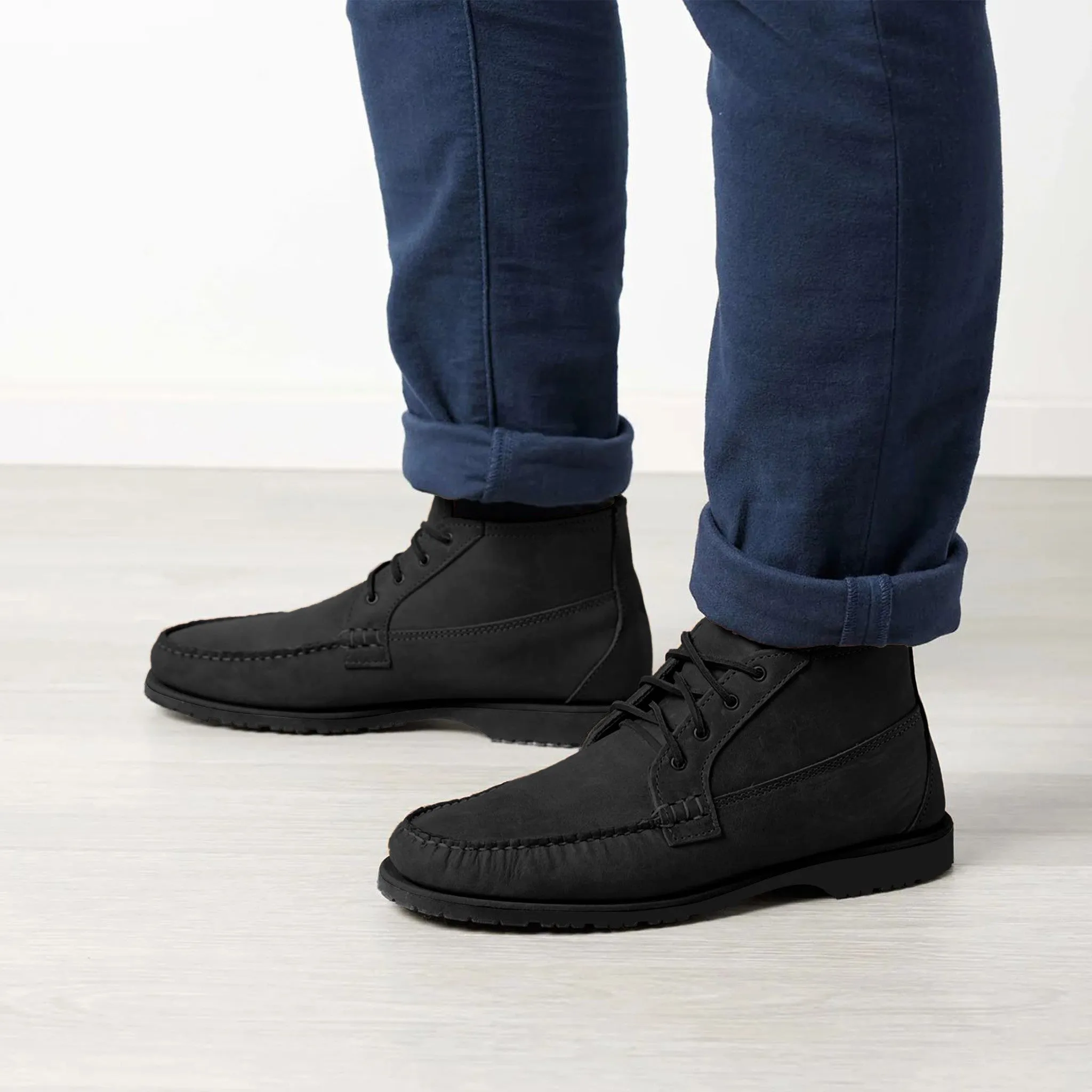 Men’s Nubuck Chuck LE Chukka: Black