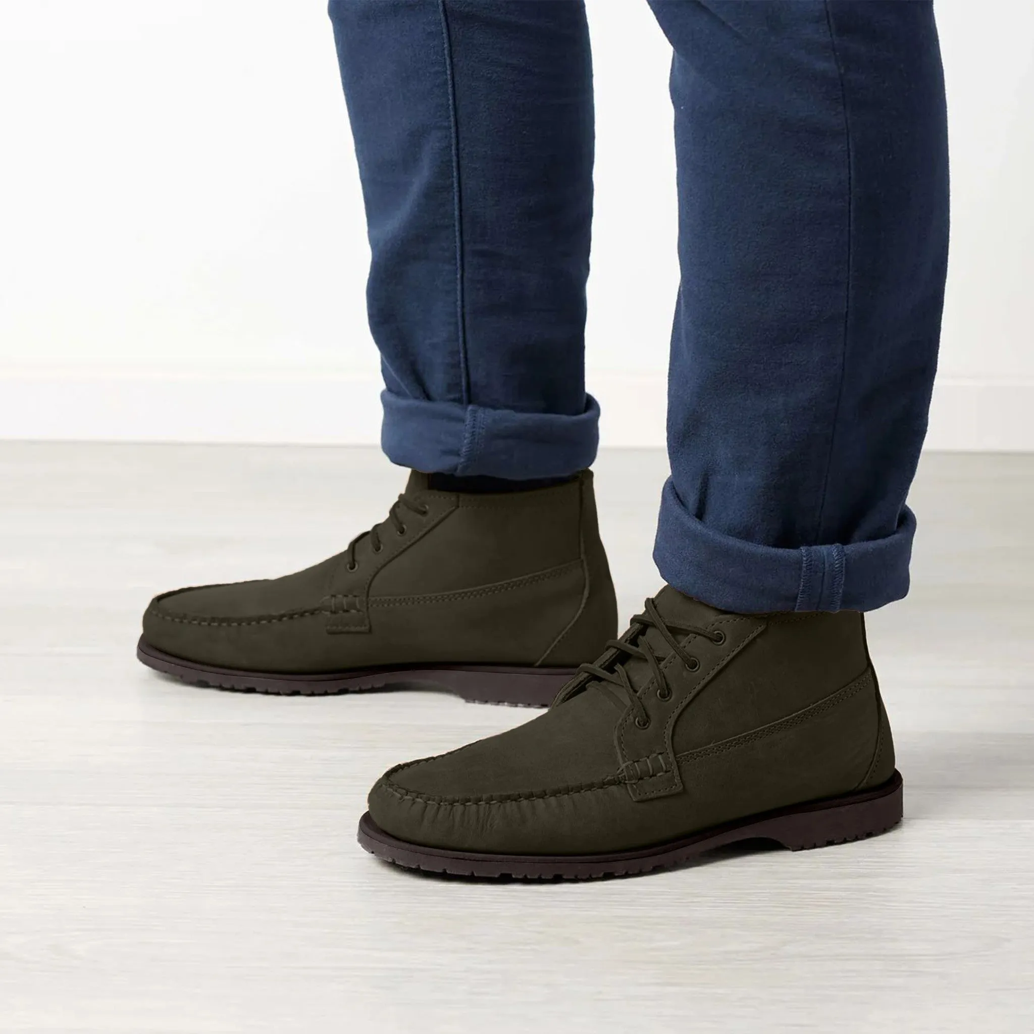 Men’s Nubuck Chuck LE Chukka: Olive