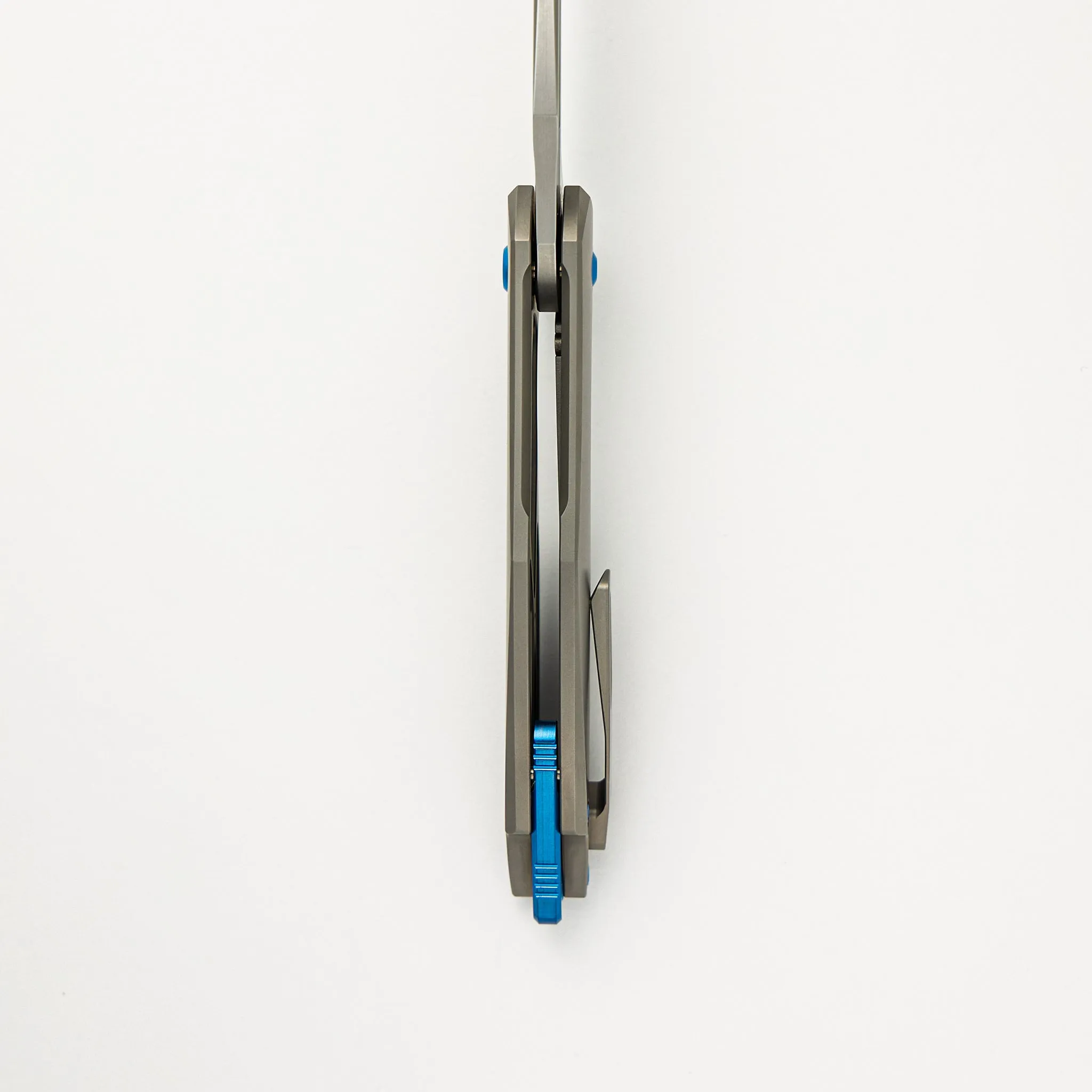 Mini Arius - Smooth Titanium Handle - Blue Hardware -  Burnished W/ Polished Flats M390 Blade
