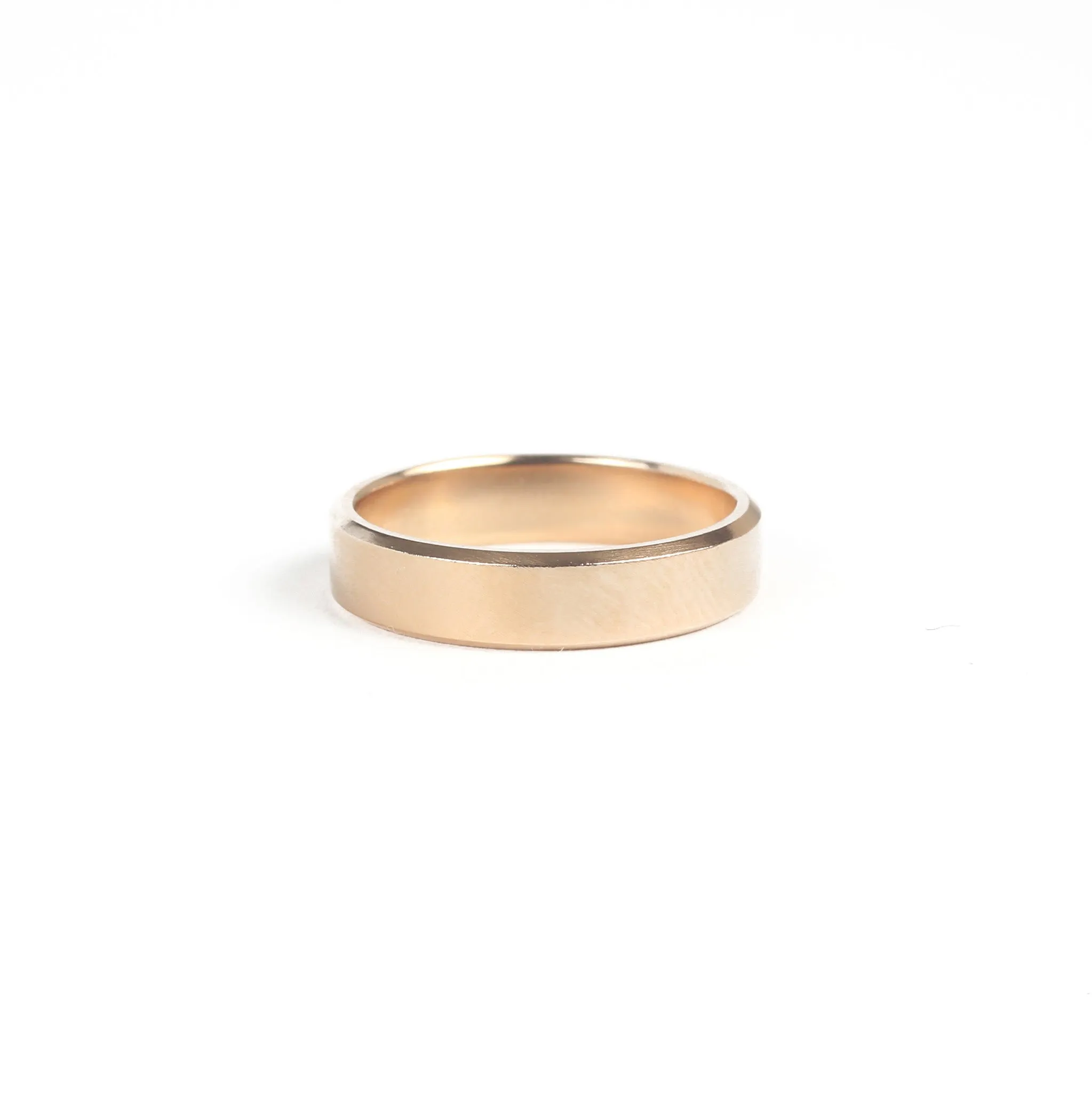 Minimal Band - Beveled - 4.5mm