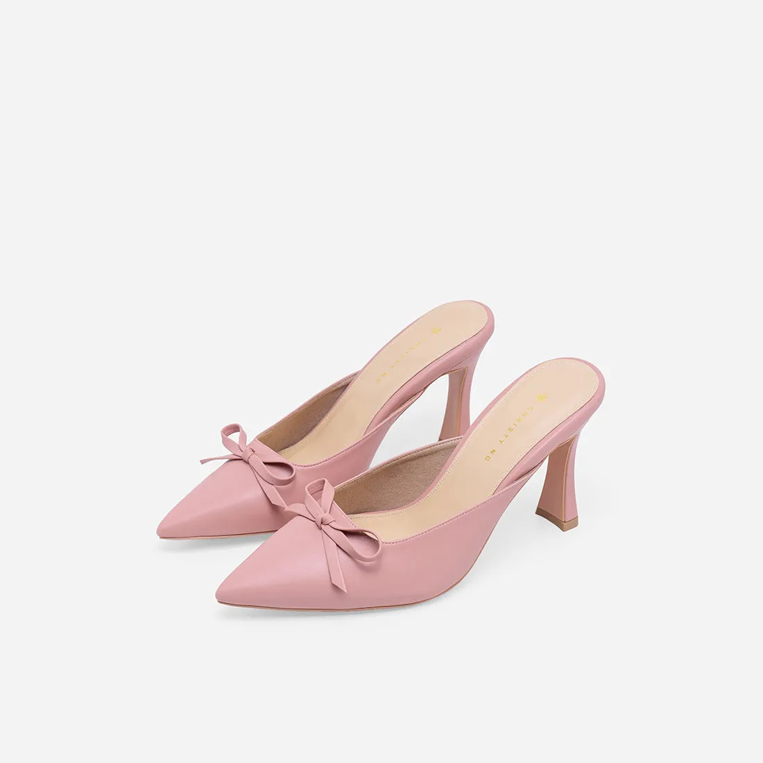 Nadia Mules
