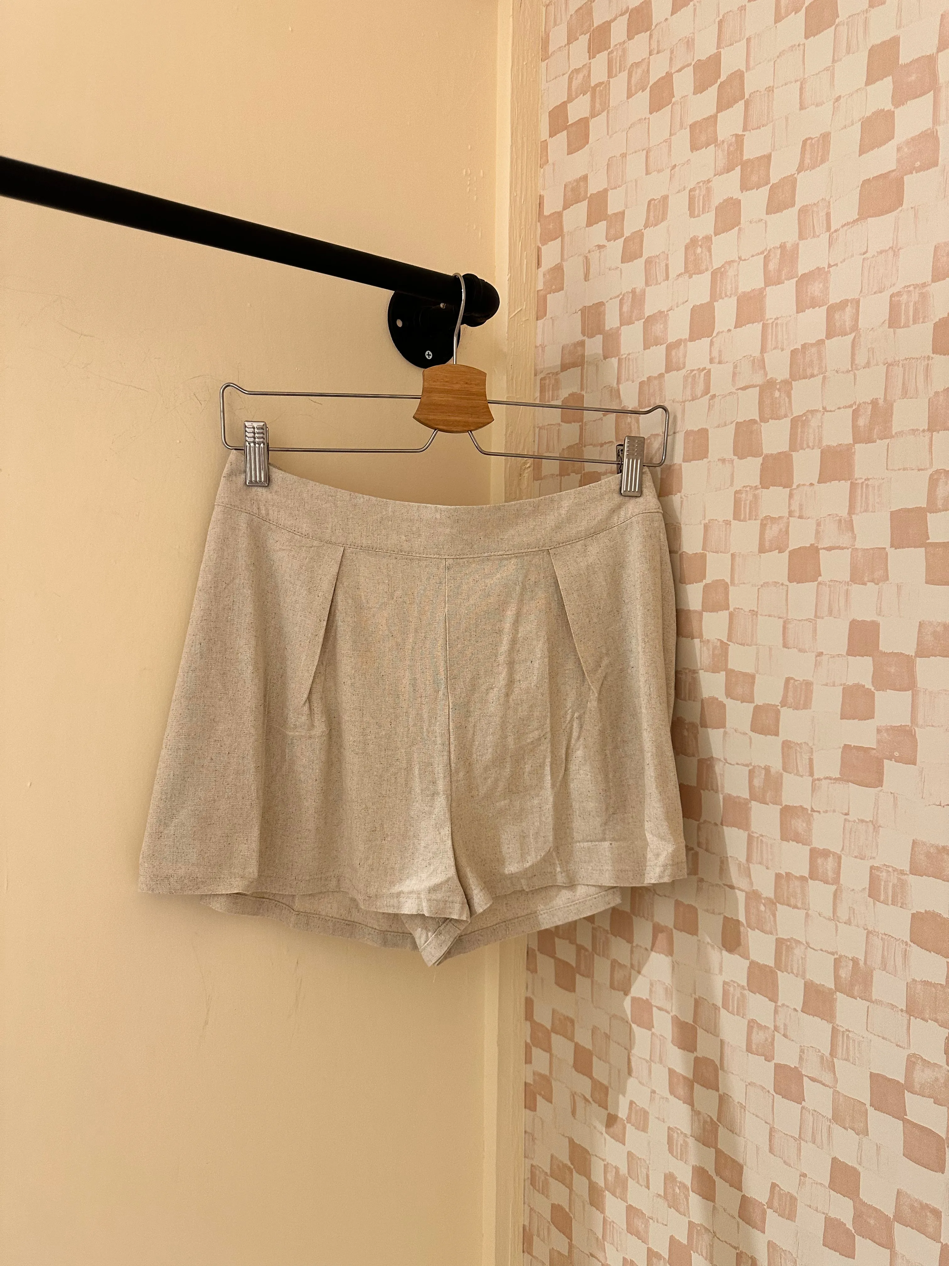 Pearl Essence Shorts | last one size small