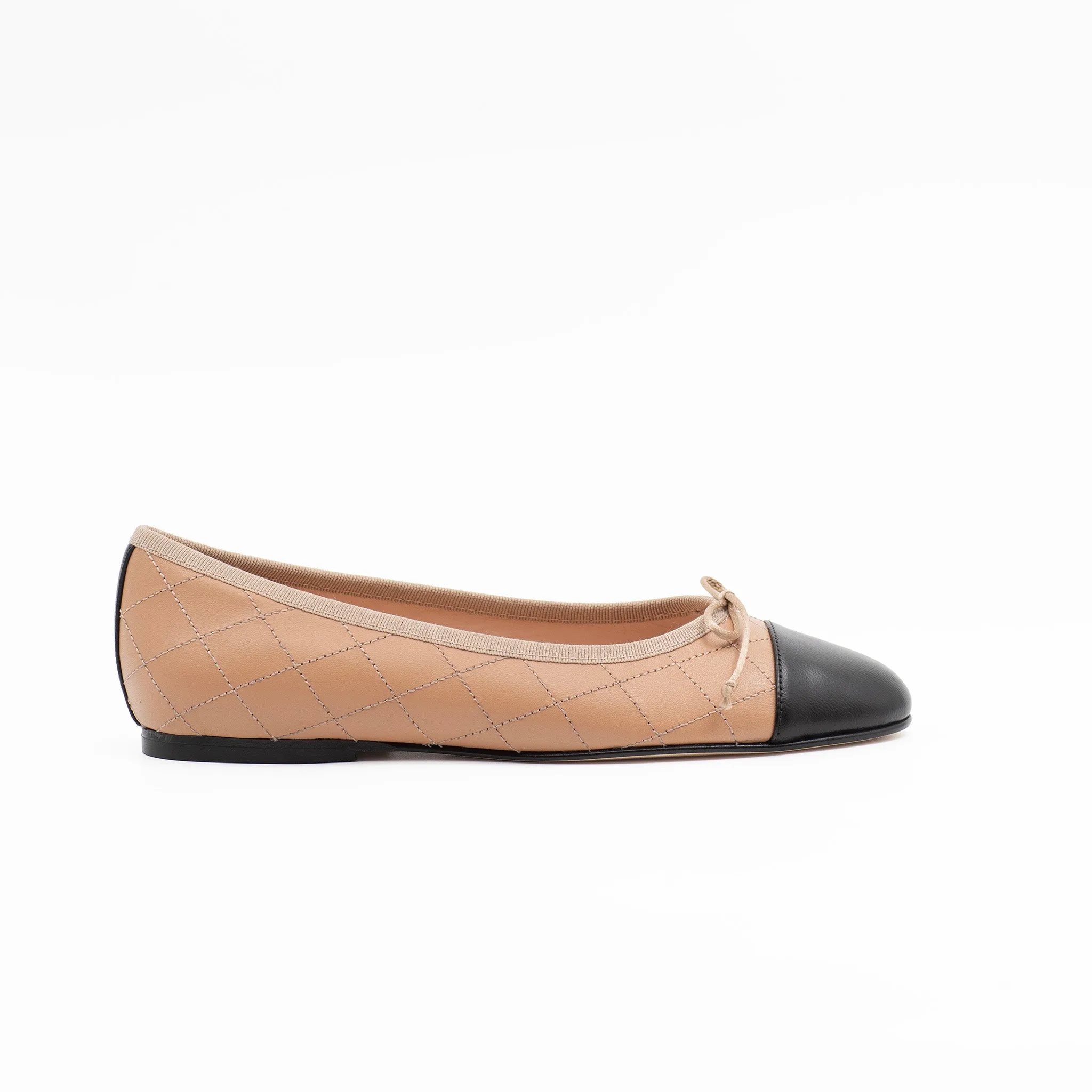 Quilted Ballet Flats in Beige Leather