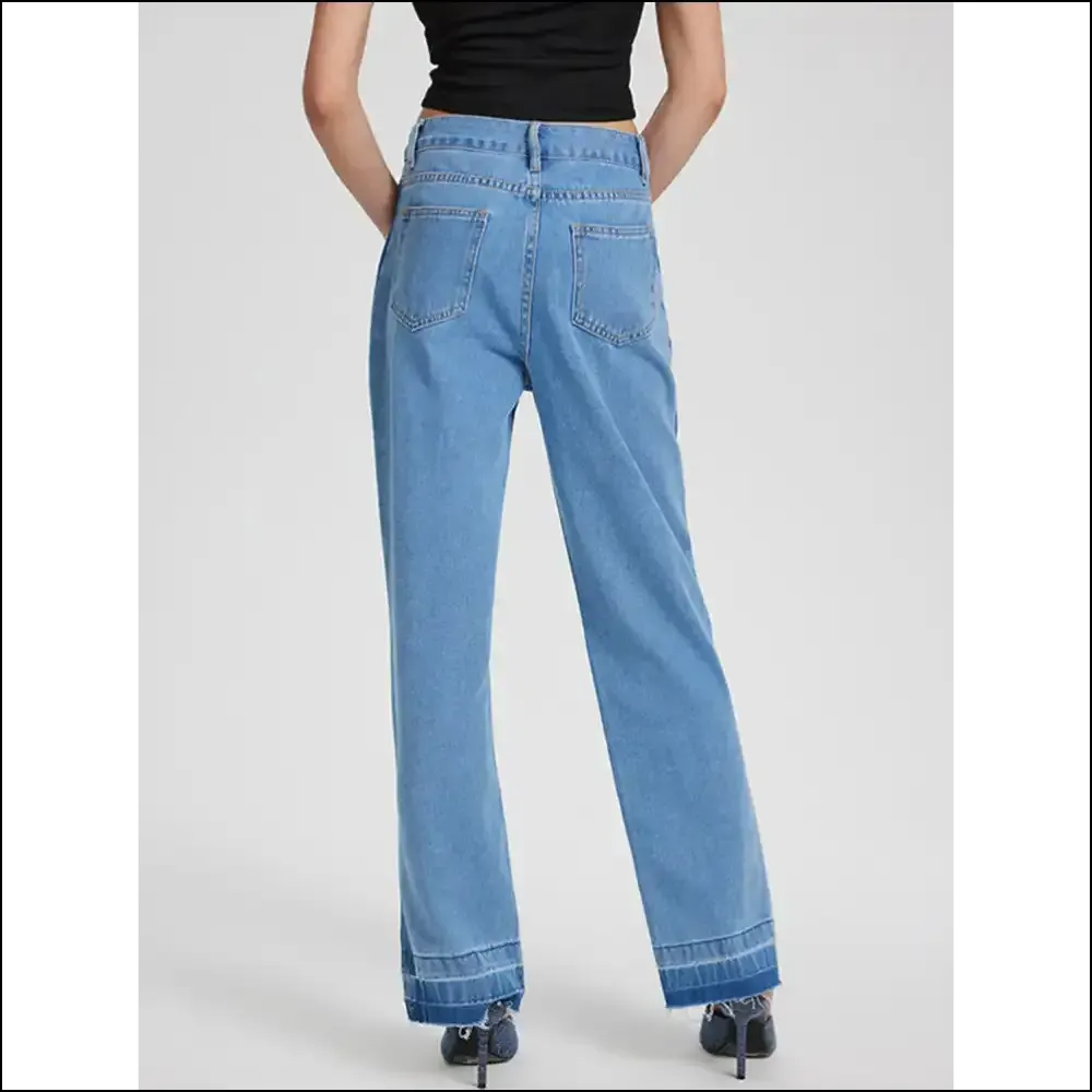 Slit Straight Leg Jeans: your Style’s Secret Weapon for Standing Out! 💥