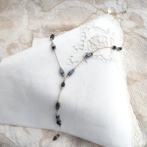 TESSÉRA Scatter Y Necklace
