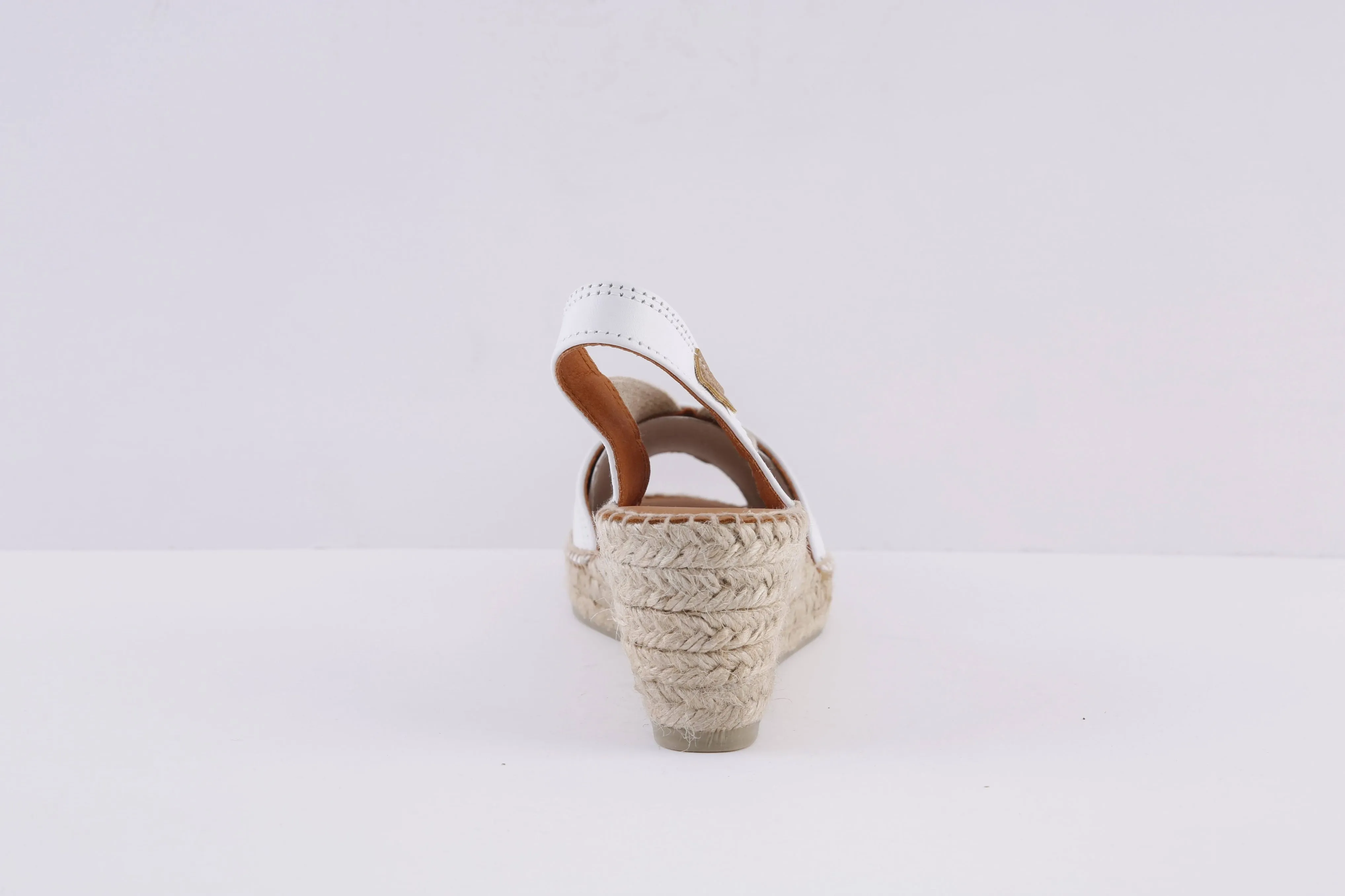 TONI PONS - TEIDE LOW WEDGE ELASTIC STRAP SANDAL - WHITE