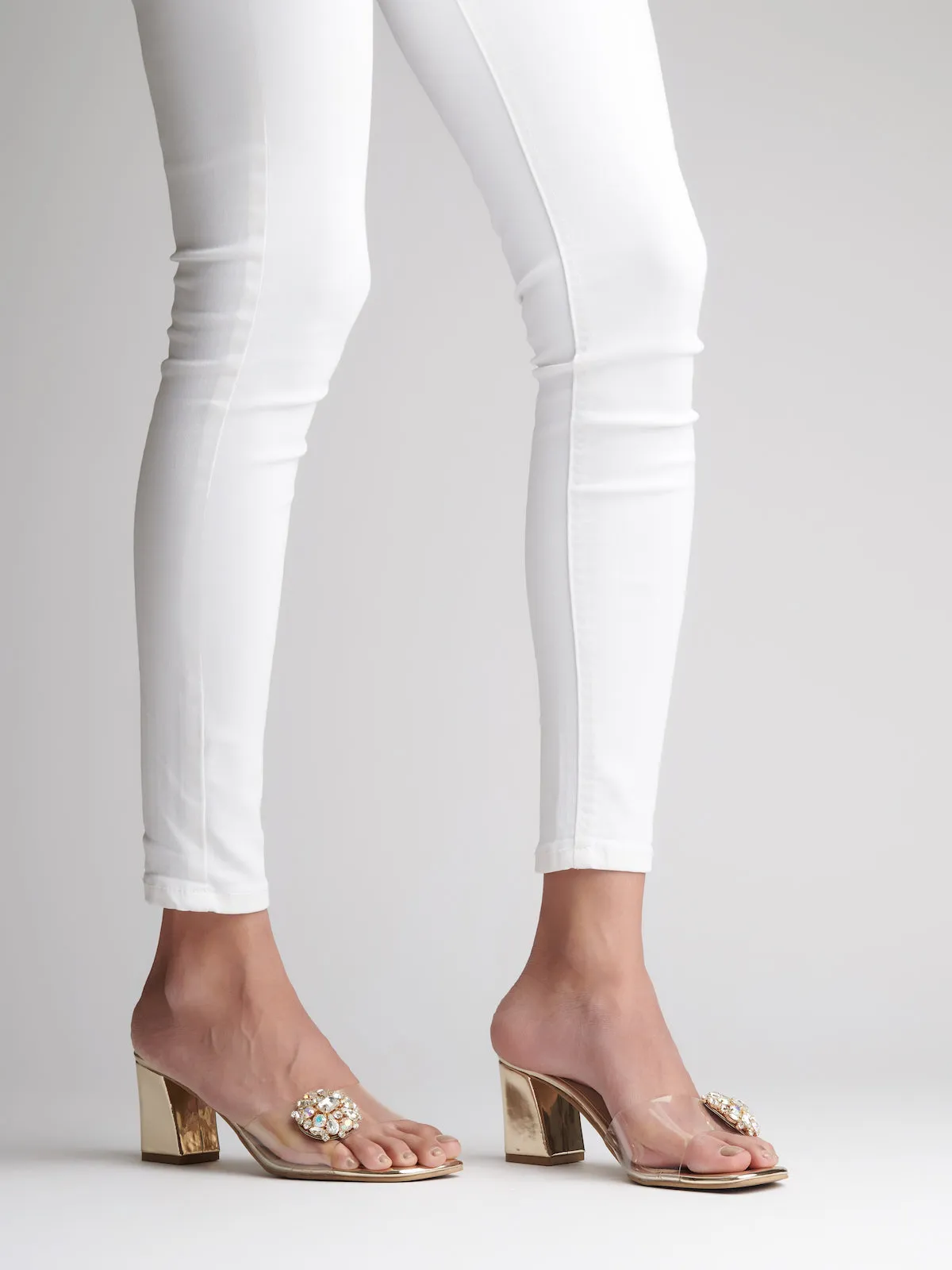 Transparent Slides with Broach