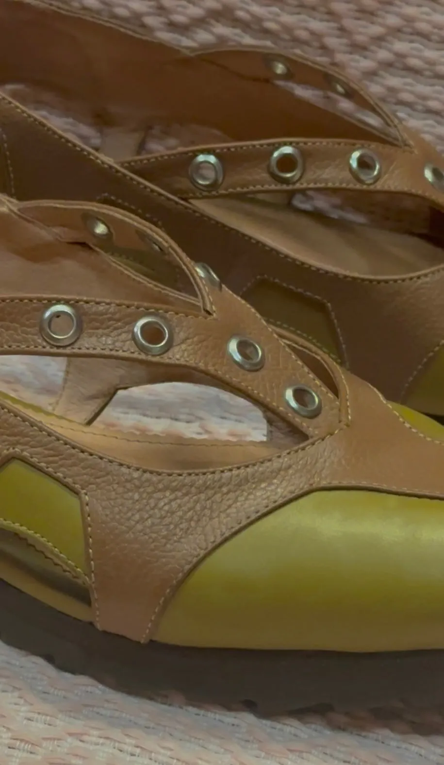 Tsi Flats (Made-to-Order)