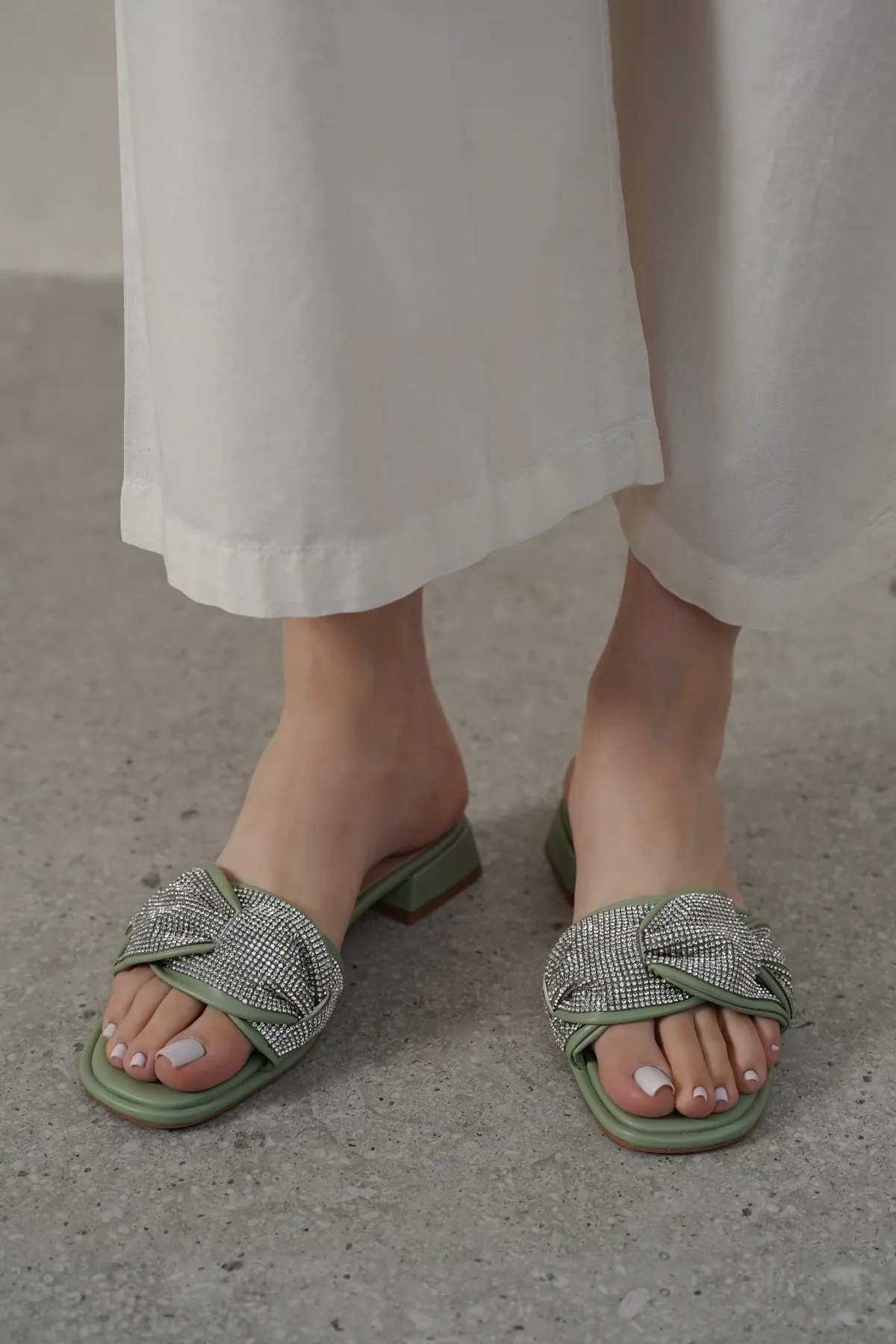 ZUMA BLOCK HEELS